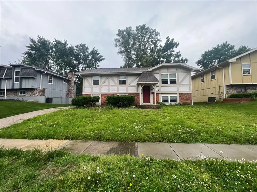6405 E 140th Terrace, Grandview, MO 64030 - #1
