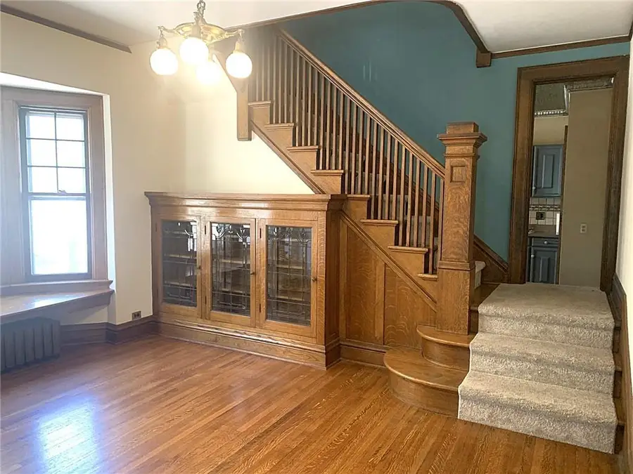 18 W Concord Avenue, Kansas City, MO 64112 - #2