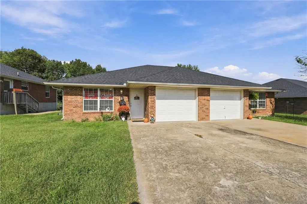 204 & 206 NW Woodbury Drive, Grain Valley, MO 64029 - #1