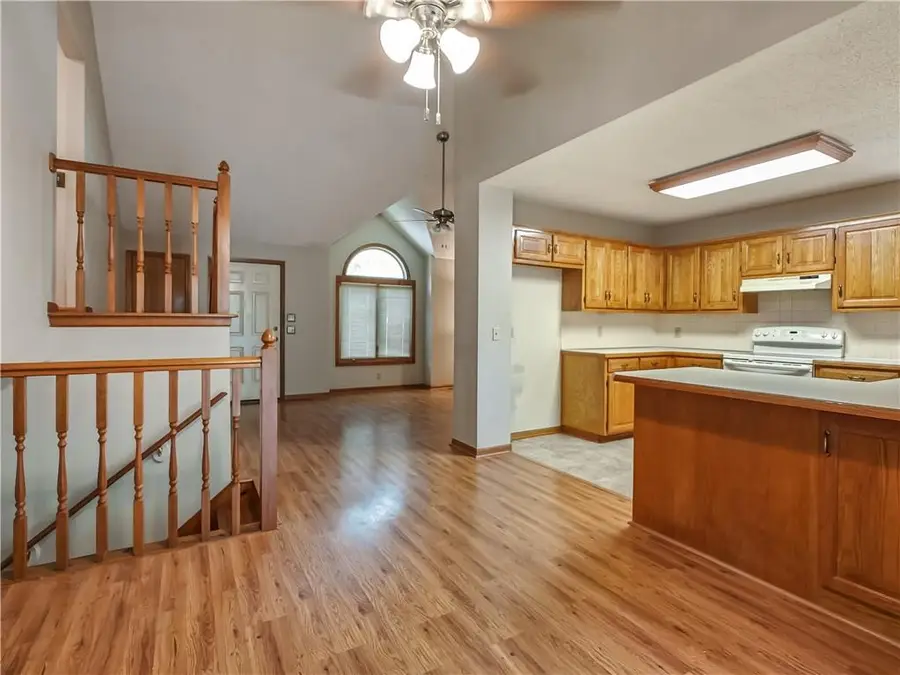 1225 E 125th Street, Olathe, KS 66061 - #3