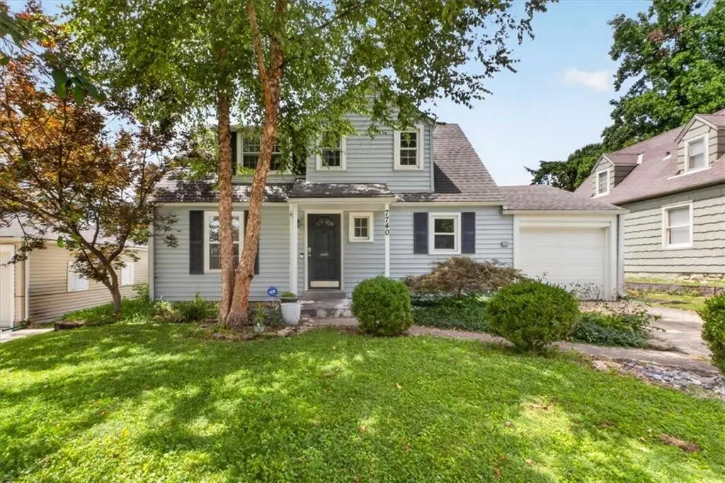 7740 Mcgee Street, Kansas City, MO 64114 - #1