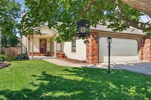 4714 Harvard Road, Lawrence, KS 66049