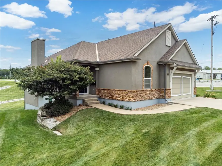 4701 Indigo Hills Drive, Blue Springs, MO 64015 - #3