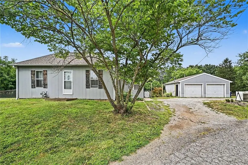 529 Liberty Street, Smithville, MO 64089 - #1