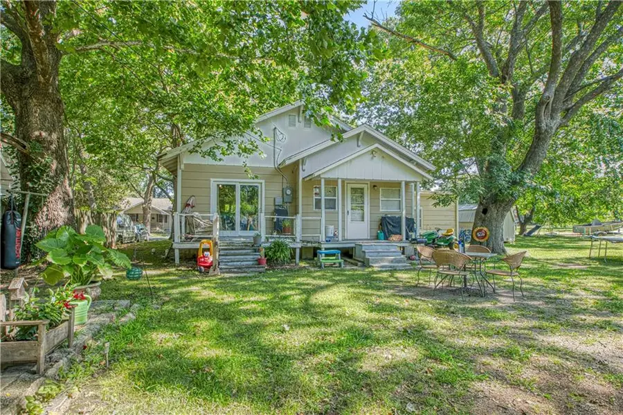800 W 3rd Street, Pittsburg, KS 66762 - #2