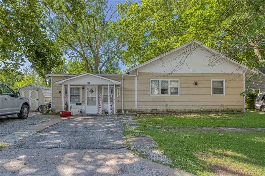 116 W 9th Street, Pittsburg, KS 66762 - #2