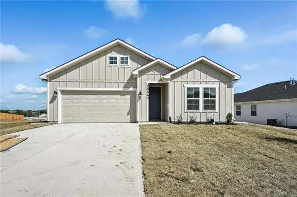 32751 W 175th Terrace, Gardner, KS 66030