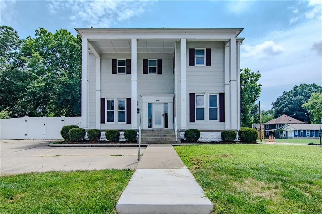 201 N Maguire Street, Warrensburg, MO 64093 - #1