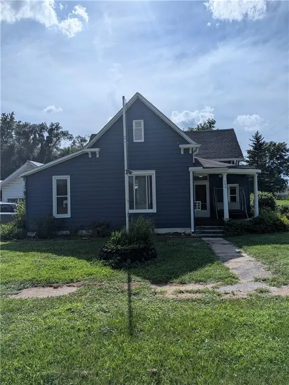 300 S Central Street, Buckner, MO 64016 - #1