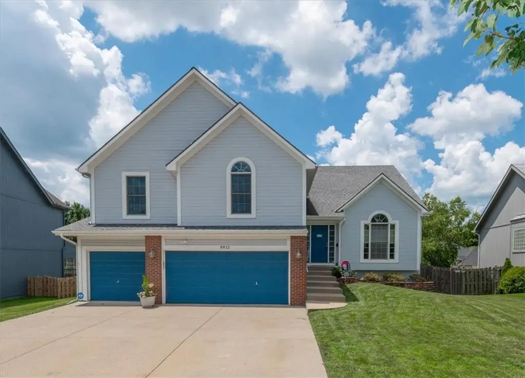 8812 N Cosby Avenue, Kansas City, MO 64154 - #1