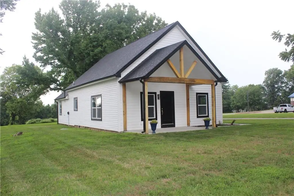 400 N Bynum Road, Lone Jack, MO 64070 - #1