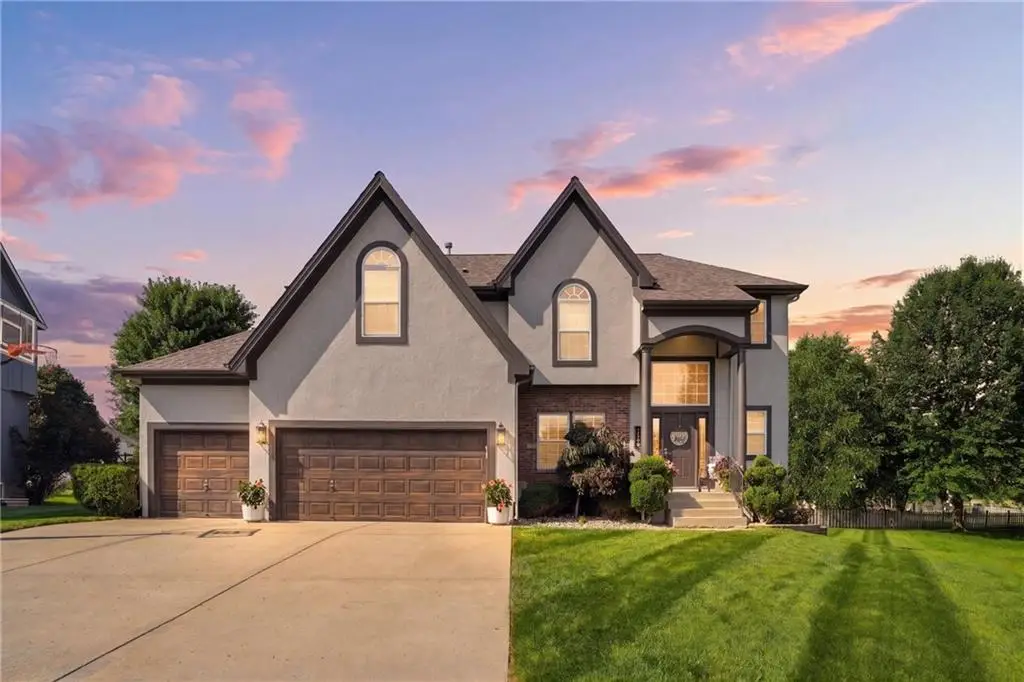 1550 Carriage Circle, Liberty, MO 64068 - #1