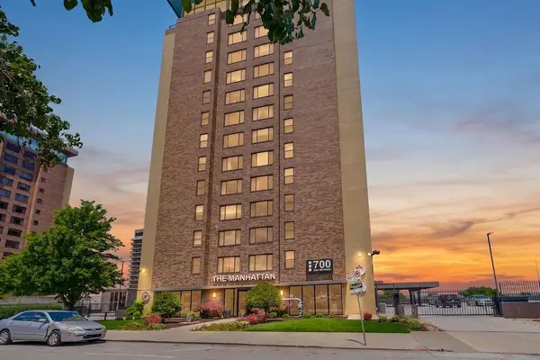 700 E 8th Street #5K, Kansas City, MO 64106