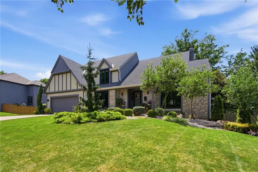 12130 Bluejacket Street, Overland Park, KS 66213 - #2