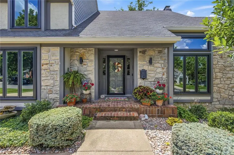 12130 Bluejacket Street, Overland Park, KS 66213 - #3
