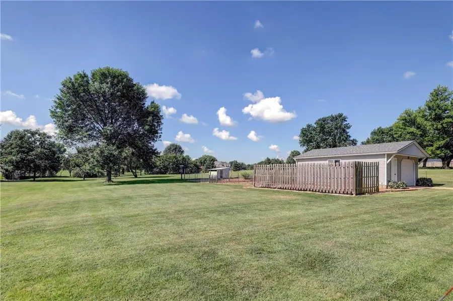24475 W 55th Street, Shawnee, KS 66226 - #3