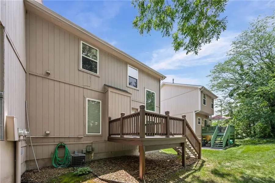 13748 Grove Avenue, Bonner Springs, KS 66012 - #2