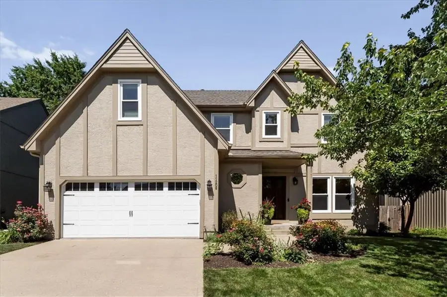 11208 W 117th Street, Overland Park, KS 66210 - #2