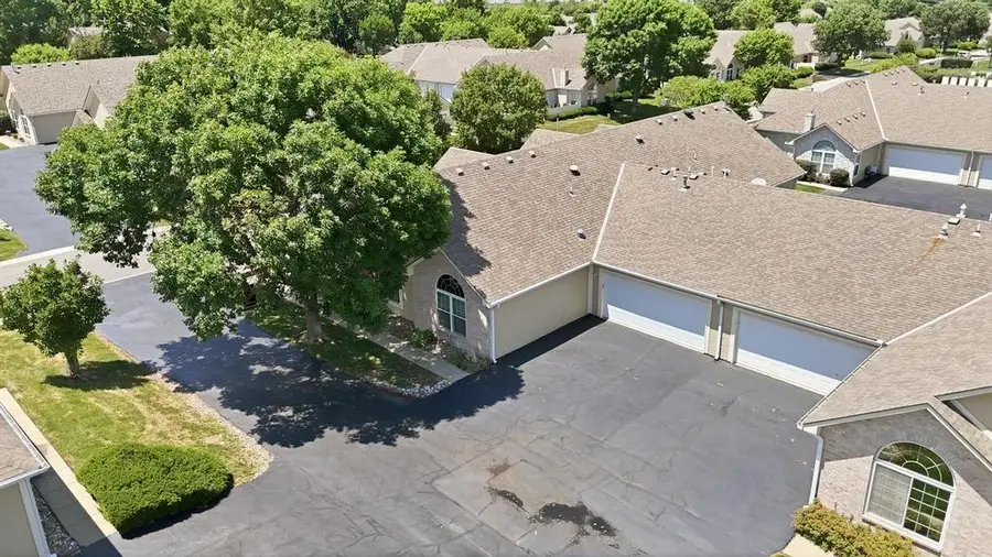 11334 S Pflumm Road, Olathe, KS 66215 - #3