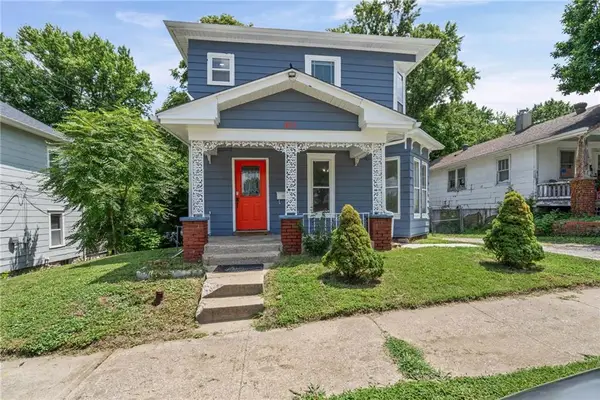 611 N Spring Street, Independence, MO 64050