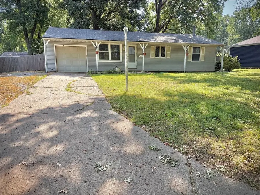 8747 Larsen Street, Overland Park, KS 66214 - #2