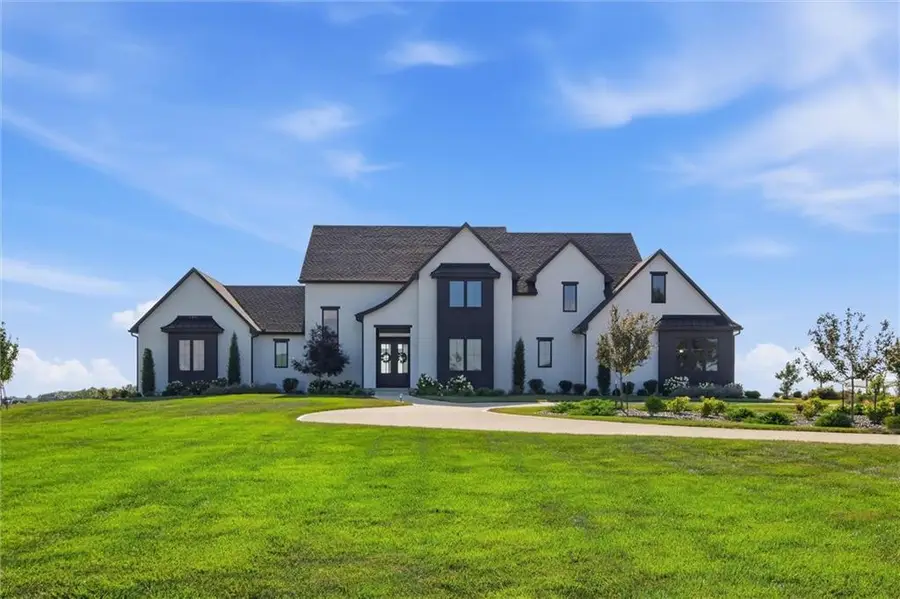 10504 Stonehaus Drive, Lees Summit, MO 64086 - #2