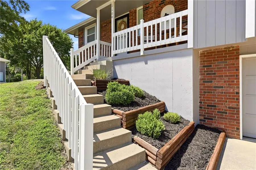 1100 NE Deerbrook Terrace, Lees Summit, MO 64086 - #3