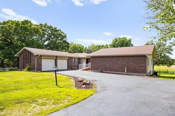 13312 Riverview Avenue, Bonner Springs, KS 66012
