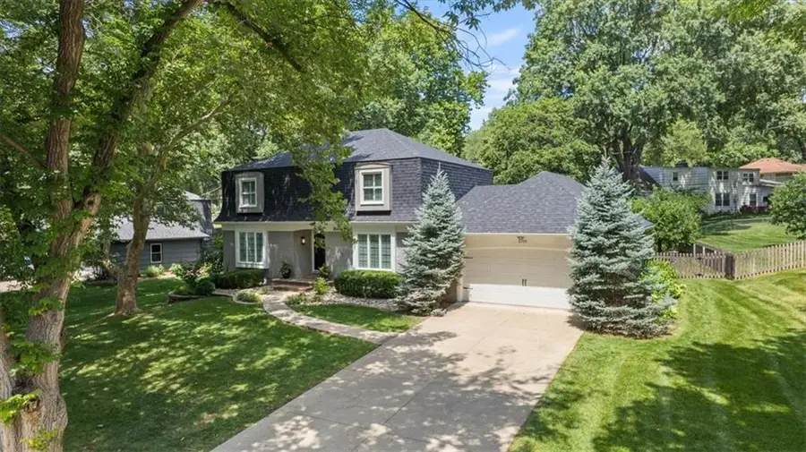 2700 W 104th Terrace, Leawood, KS 66206 - #3