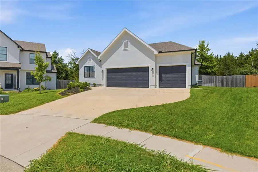 12700 Highland Avenue, Kansas City, MO 64145 - #2