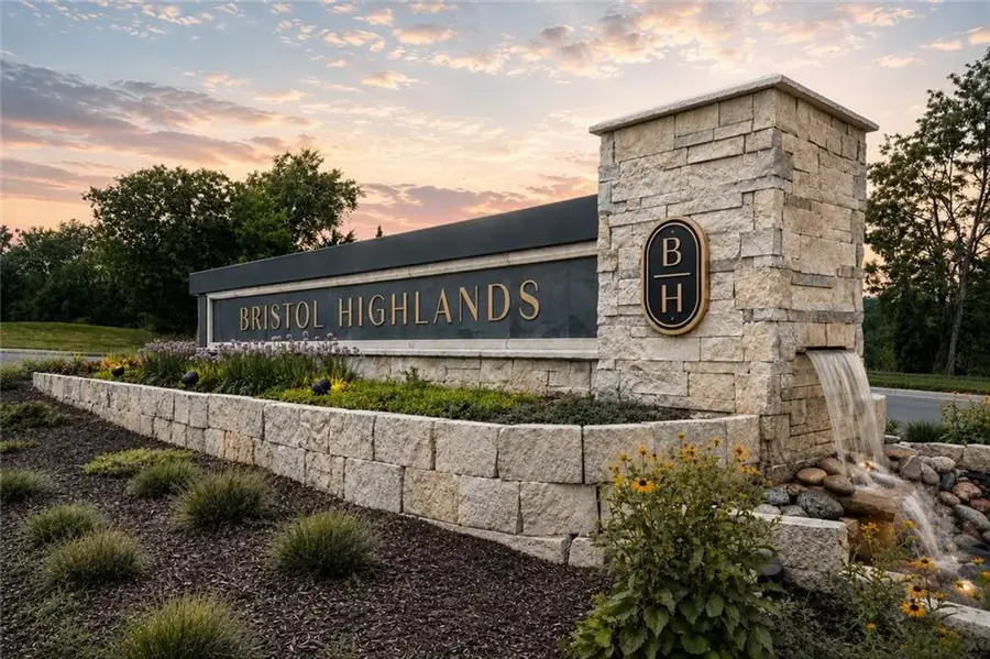 8003 Deer Run Street, Shawnee, KS 66220 - #2