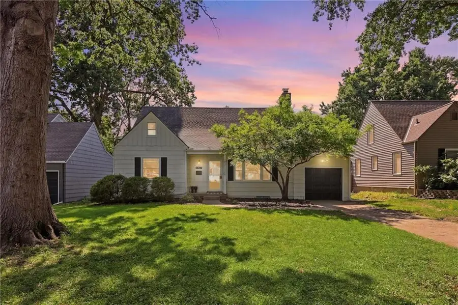 5516 Rosewood Street, Roeland Park, KS 66205 - #2
