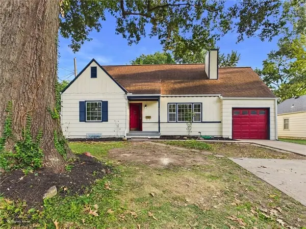 5311 W 55th Street, Roeland Park, KS 66205