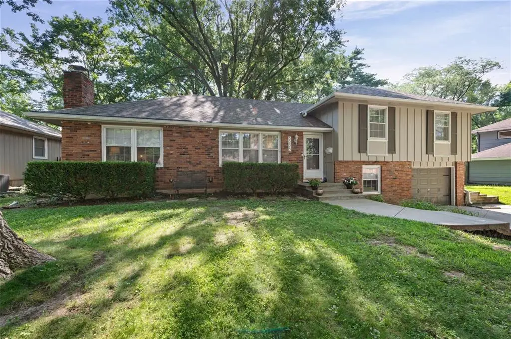 5223 Cody Street, Shawnee, KS 66203 - #1