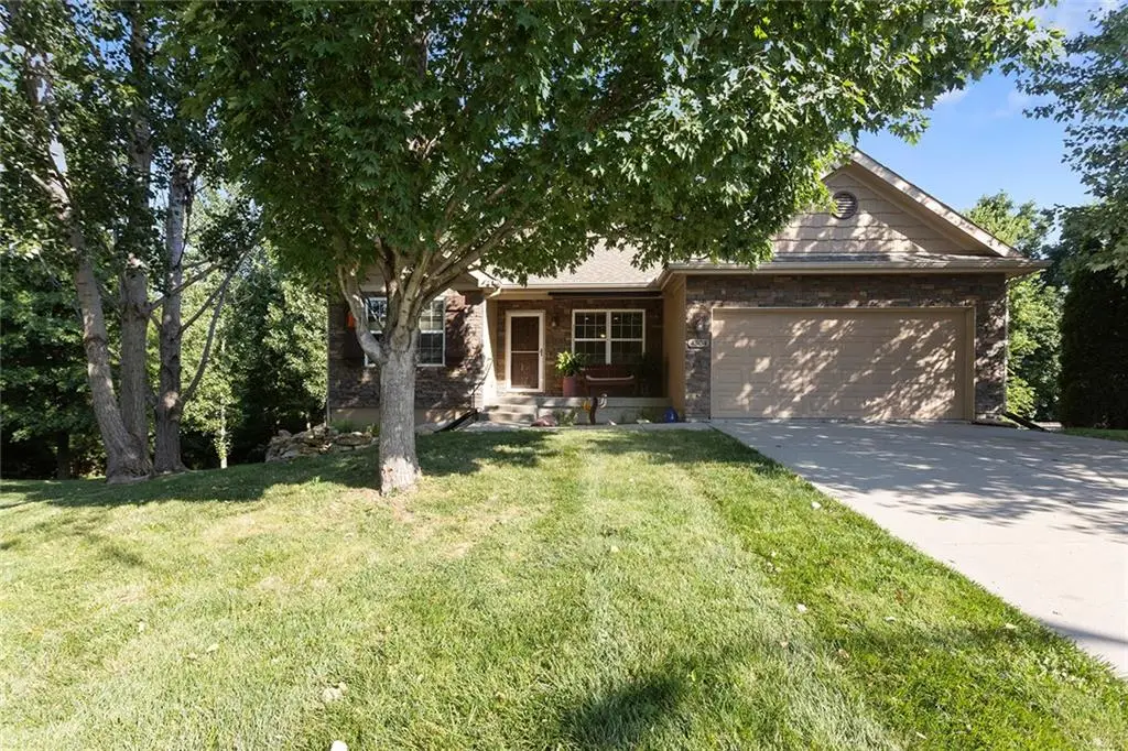 4304 NE 85th Street, Kansas City, MO 64156 - #1