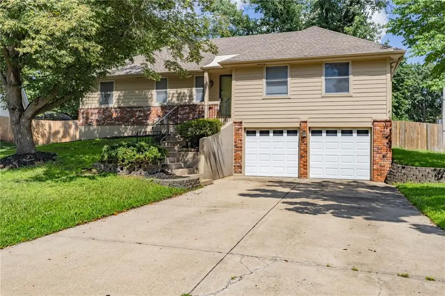 1308 S Apache Court, Olathe, KS 66062 - #2