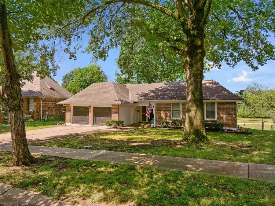 10450 College Avenue, Kansas City, MO 64137 - #3