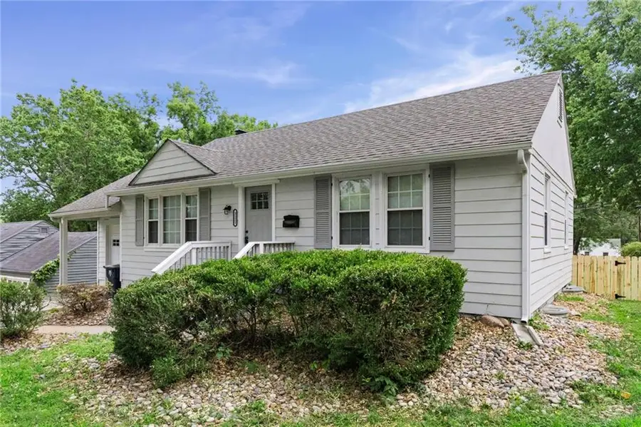 3121 NE 56th Street, Kansas City, MO 64119 - #2