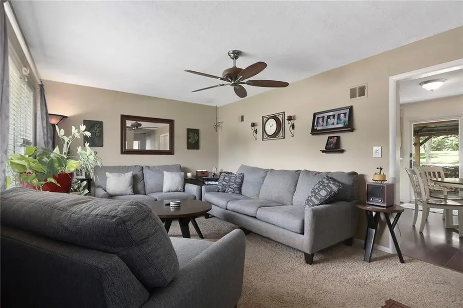 8001 Reeds Road, Prairie Village, KS 66208 - #3