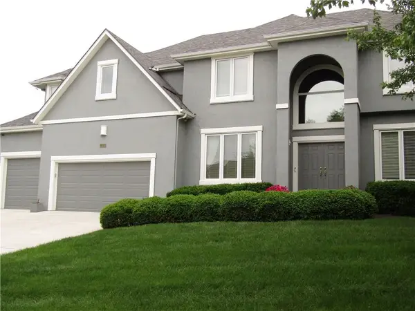 12717 Richards Street, Overland Park, KS 66213