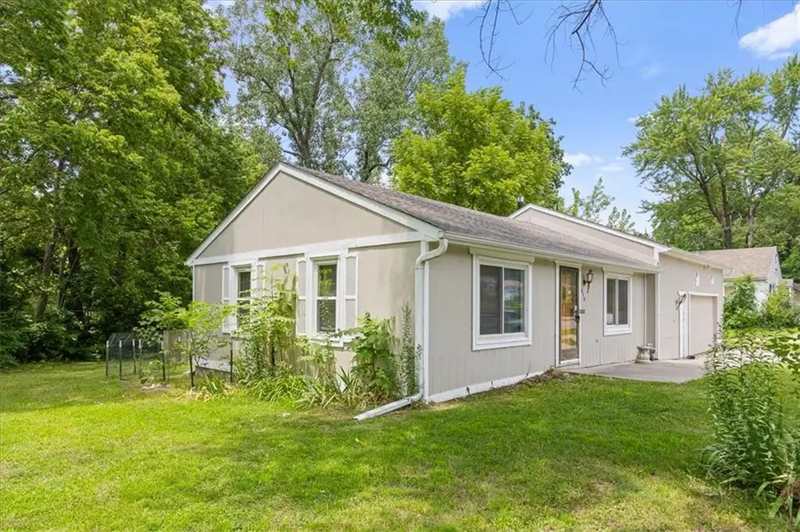 1618 S Mccoy Street, Independence, MO 64055 - #3