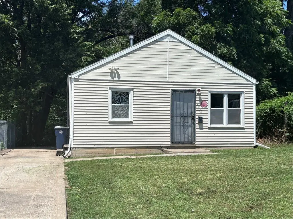 4436 Myrtle Avenue, Kansas City, MO 64130 - #1
