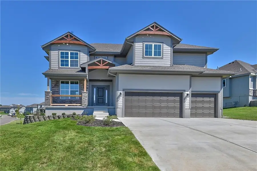 6030 Arapahoe Drive, Shawnee, KS 66226 - #2