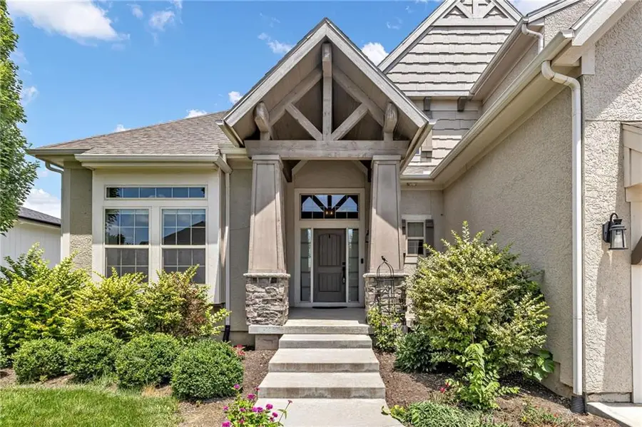 8904 W 166 Street, Overland Park, KS 66085 - #3