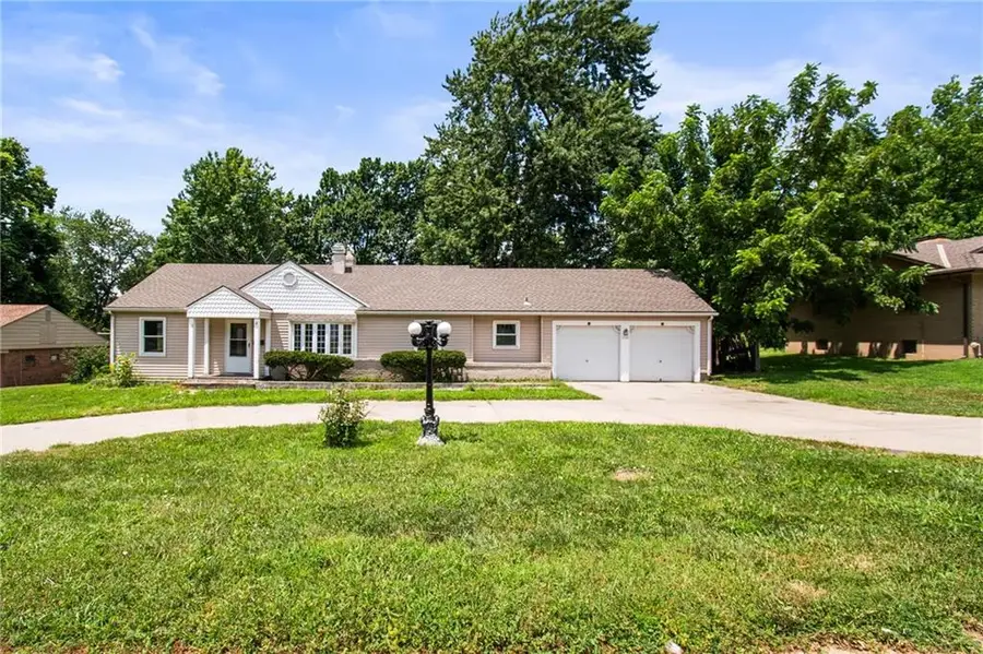 2726 S Crysler Avenue, Independence, MO 64052 - #2
