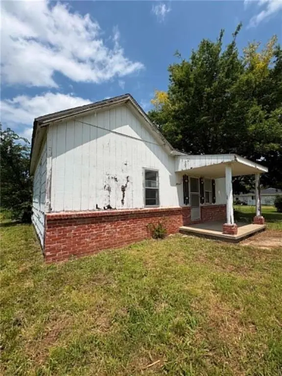 214 Chestnut Street, Mound City, KS 66056 - #2