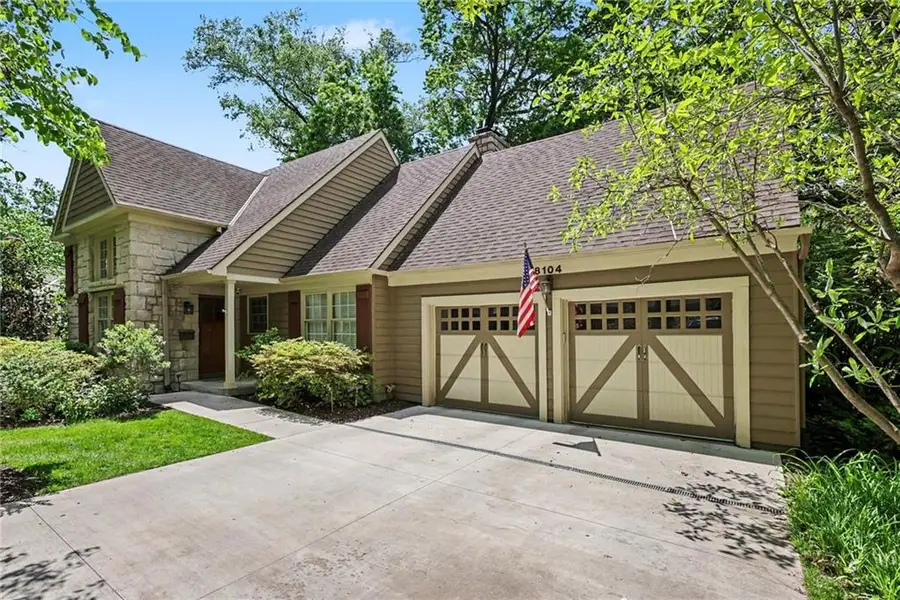 8104 Lee Boulevard, Leawood, KS 66206 - #3