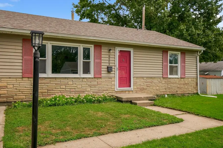 6603 N Holmes Street, Gladstone, MO 64118 - #3