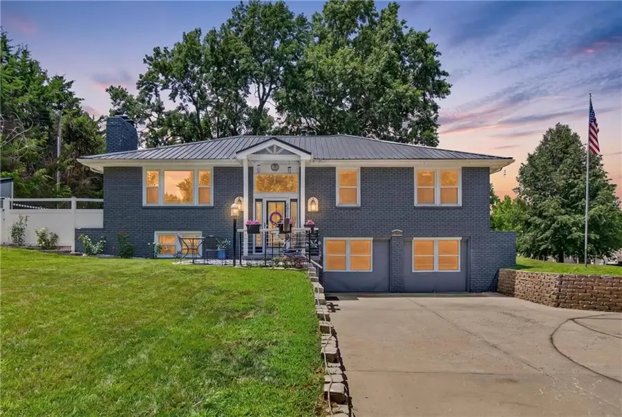 3204 SW Shadow Brook Drive, Blue Springs, MO 64015 - #2