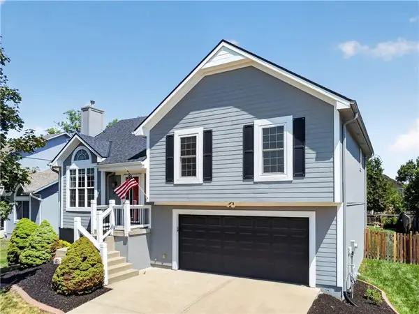18768 W 164th Street, Olathe, KS 66062